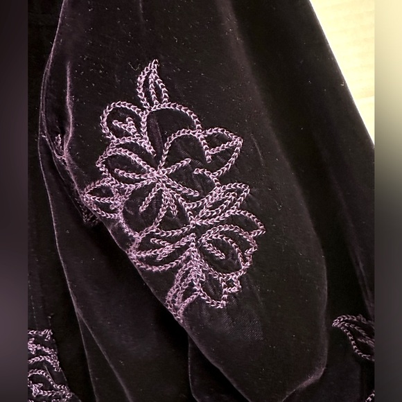 Coldwater Creek Purple Velvet Jacket Embroidered Size M - Picture 5 of 6